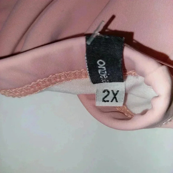 NWT Onzie Chic Bra Pink Size 2X - Picture 3 of 6